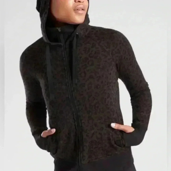 Athleta Triumph Printed Hoodie - Picture 1 of 11